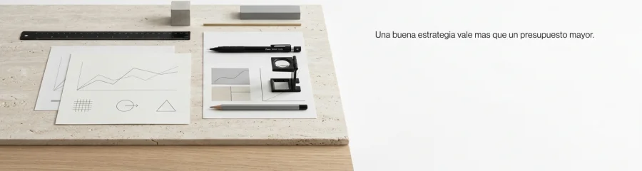 Banner editorial minimalista sobre estrategia y optimización de campañas de Google Ads para clínicas y ópticas